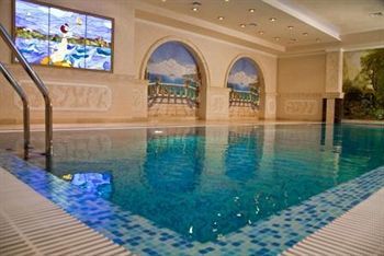 Sk Royal Kaluga Hotel