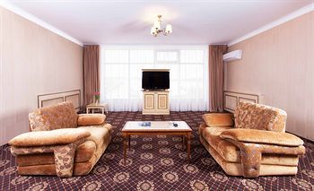 Sk Royal Kaluga Hotel