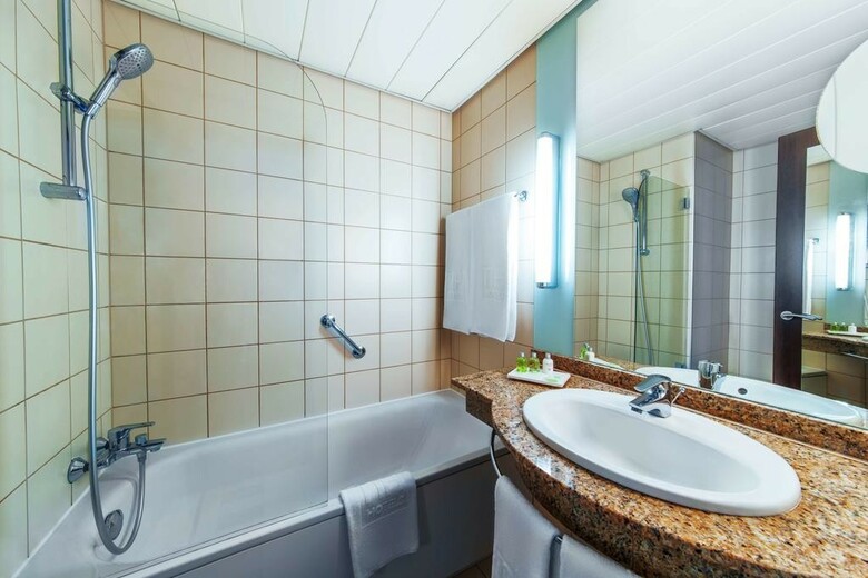 Hotel NH Budapest City