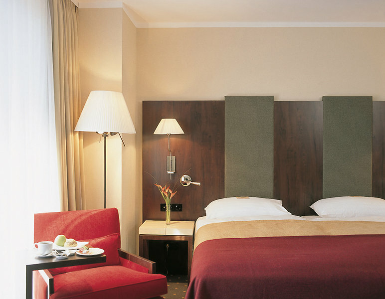 Hotel NH Budapest City