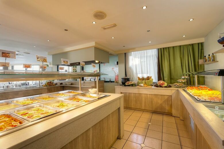 Hotel Palmera Beach
