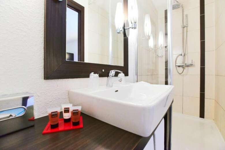 Hotel Kyriad Design Enzo Reims Tinqueux