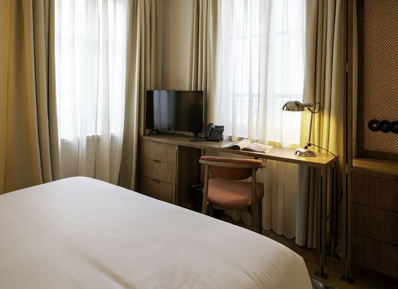 Hotel Pulitzer Paris