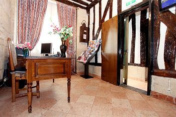 Pratic Hotel
