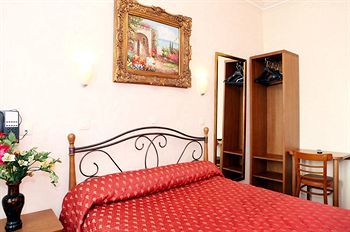 Pratic Hotel