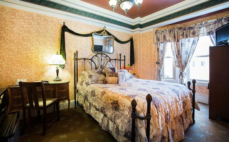 Nob Hill Hotel