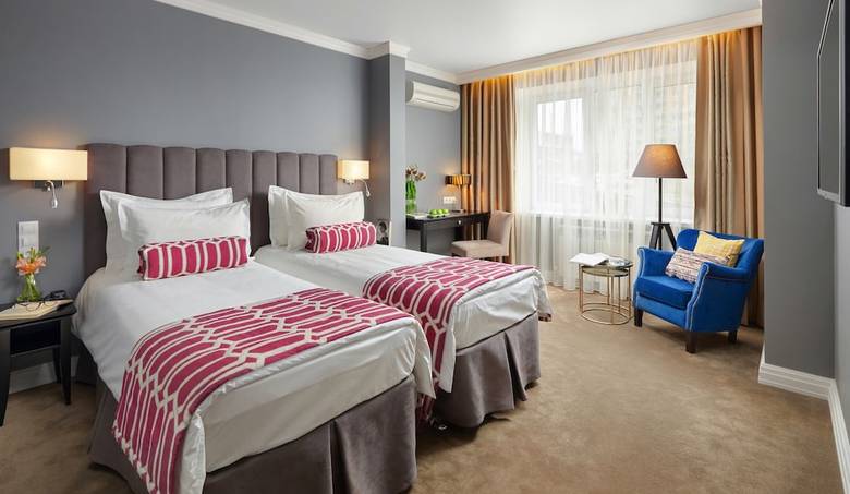 Hotel Easy Room