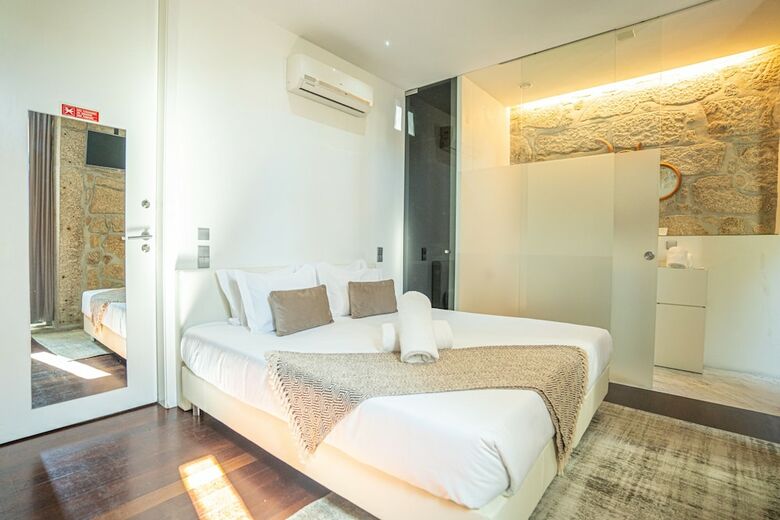 Hostal Charm Guesthouse Douro