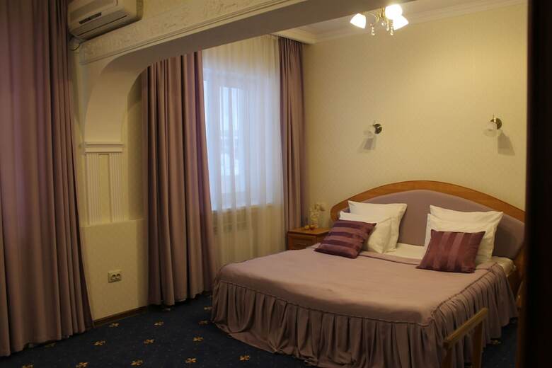 Zhuravli Park Hotel
