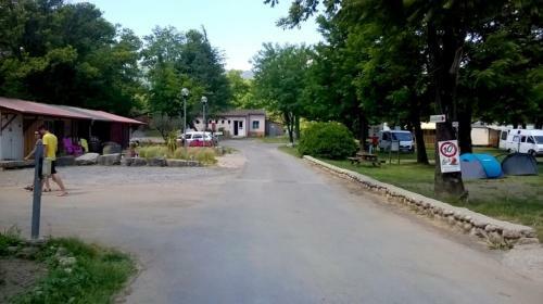 Camping Castanhada