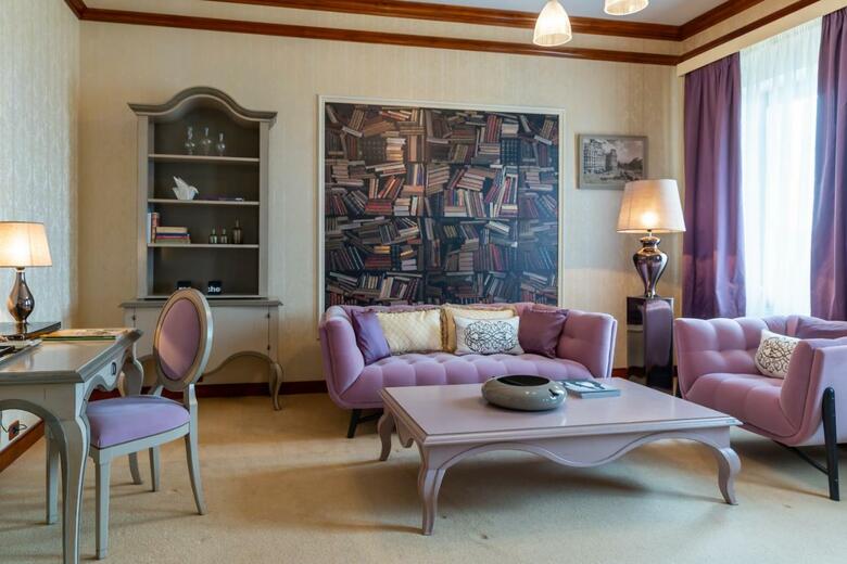 Carol Parc Hotel
