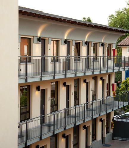 Hotel Ovest