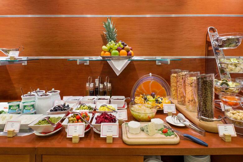 Hotel Ramada Airport