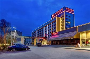Yuzhniy Hotel