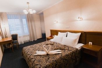 Oktyabrskaya Hotel