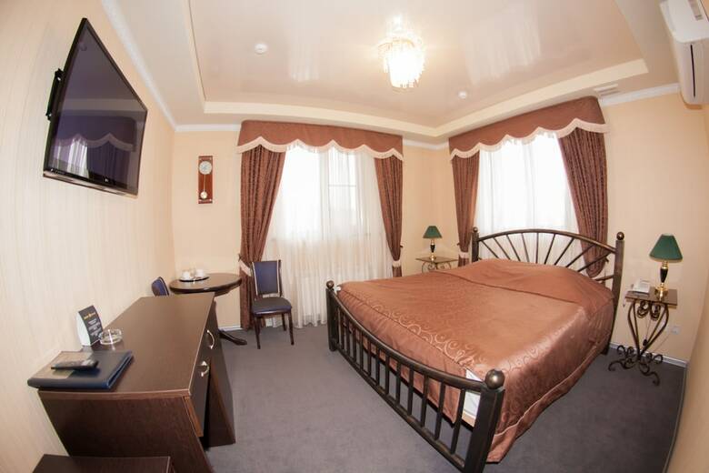 Plaza Hotel