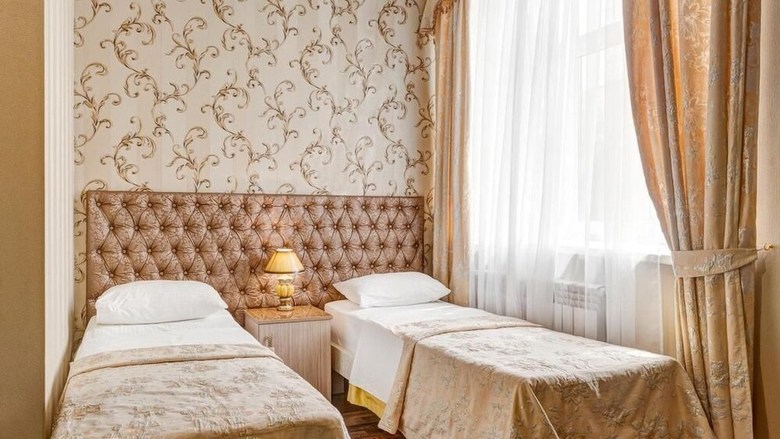 Nairi Hotel