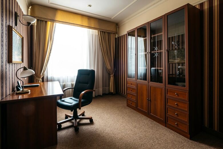 Yekaterinburg-tsentralny Hotel