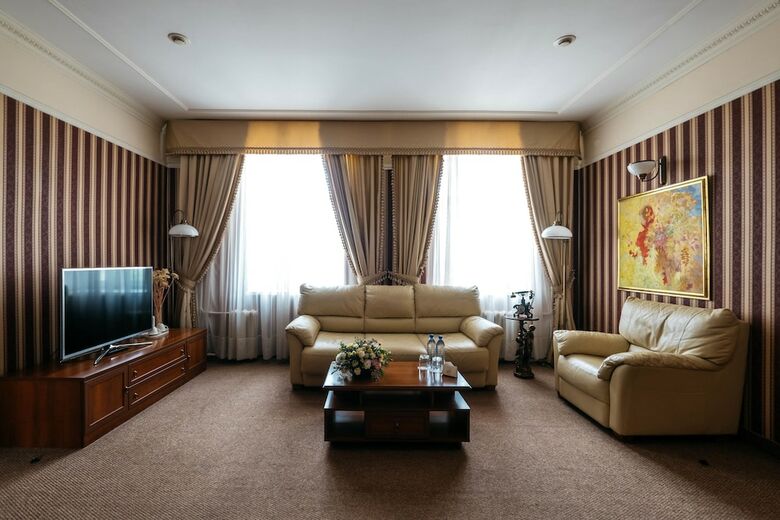 Yekaterinburg-tsentralny Hotel