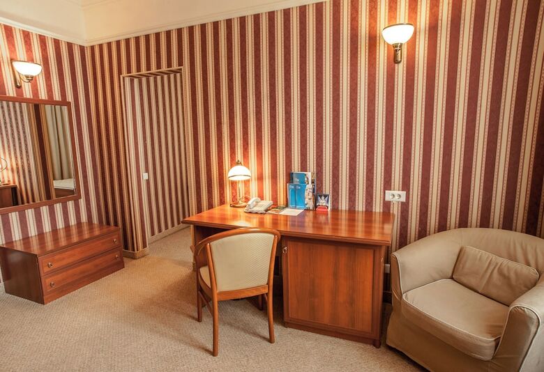 Yekaterinburg-tsentralny Hotel