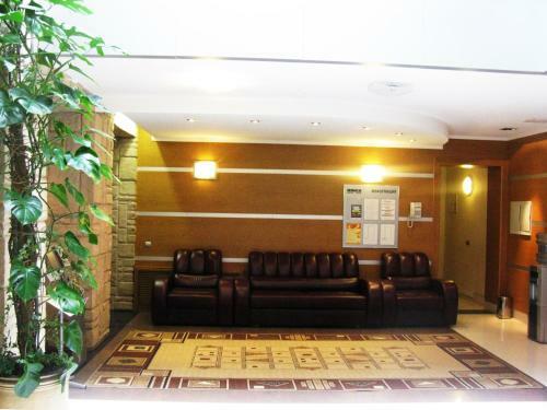 Hotel Rings