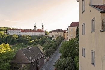 Hotel Domus Henrici