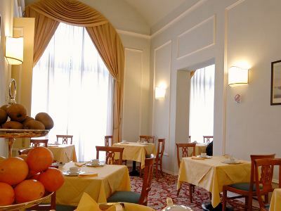 Carolus Hotel