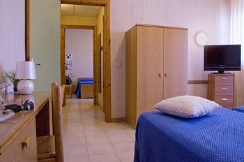 Hotel Residence Ulivi E Palme