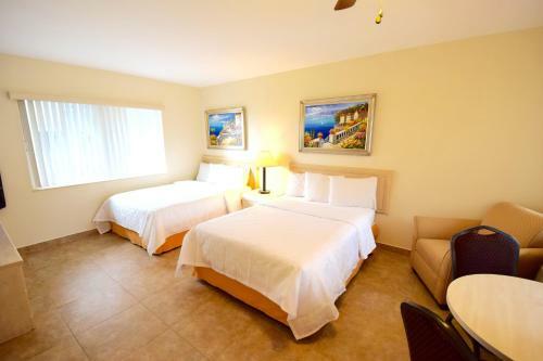 Hotel Surf Side Resort
