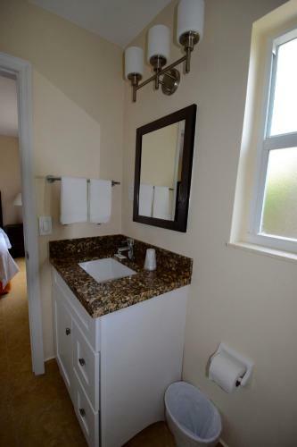 Hotel Surf Side Resort