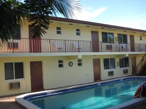 Hotel Surf Side Resort