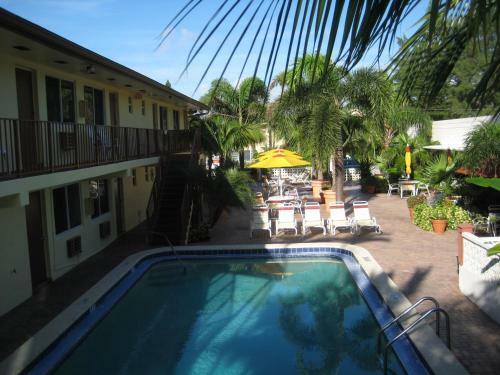 Hotel Surf Side Resort