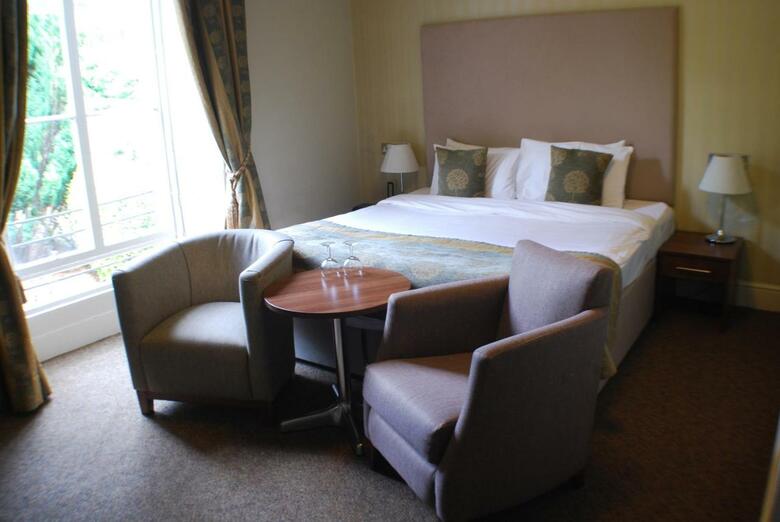 The Salisbury Hotel