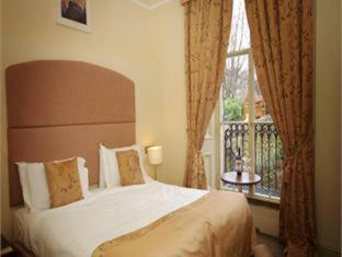 The Salisbury Hotel
