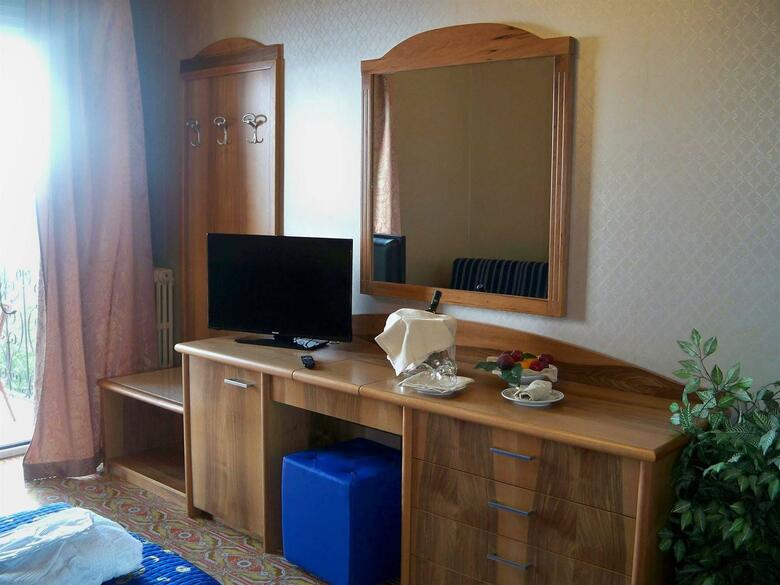 Bristol Park Hotel