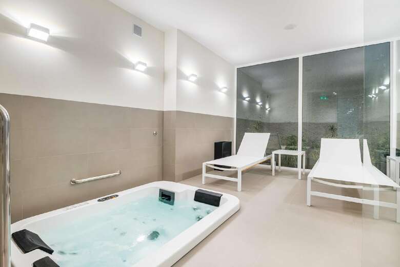 Hotel Para�so