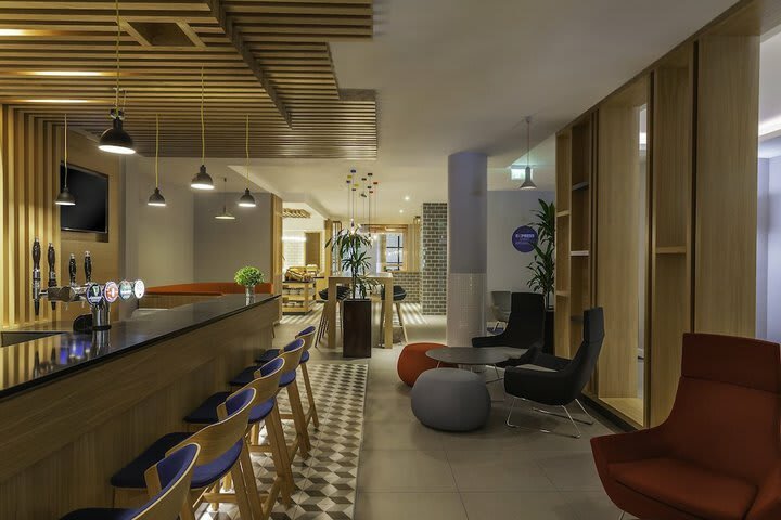Hotel Express By Holiday Inn Dublin Airport