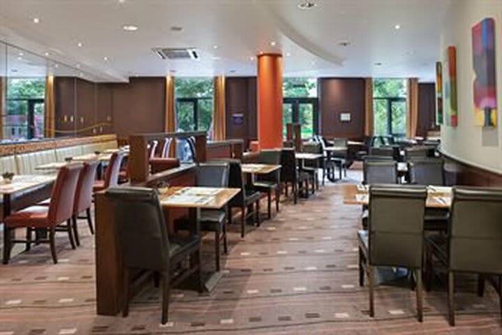 Hotel Express By Holiday Inn Dublin Airport