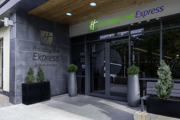 Hotel Express By Holiday Inn Dublin Airport