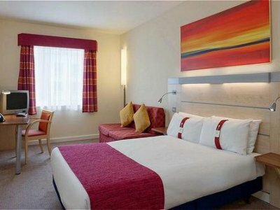 Hotel Express By Holiday Inn Dublin Airport