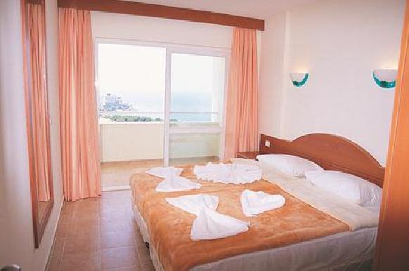Tuntas Apart Hotel Kusadasi