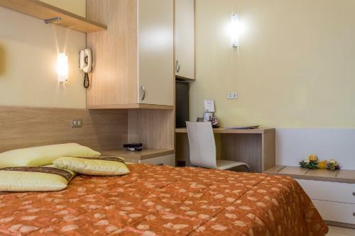 Hotel Deborah