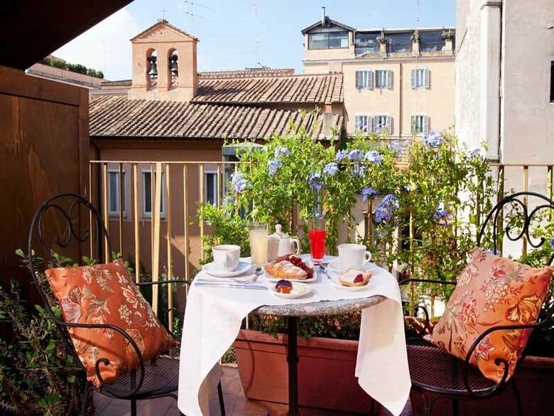 Hotel Pantheon Inn