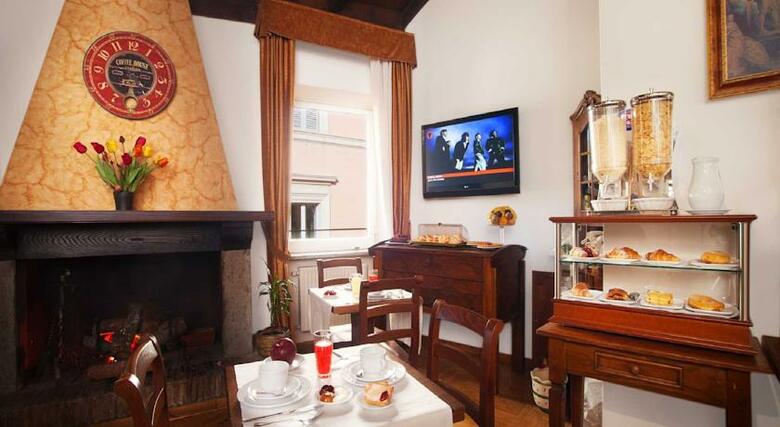 Hotel Pantheon Inn