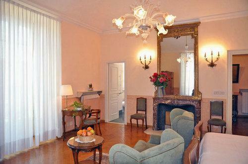 Hotel Roma E Rocca Cavour