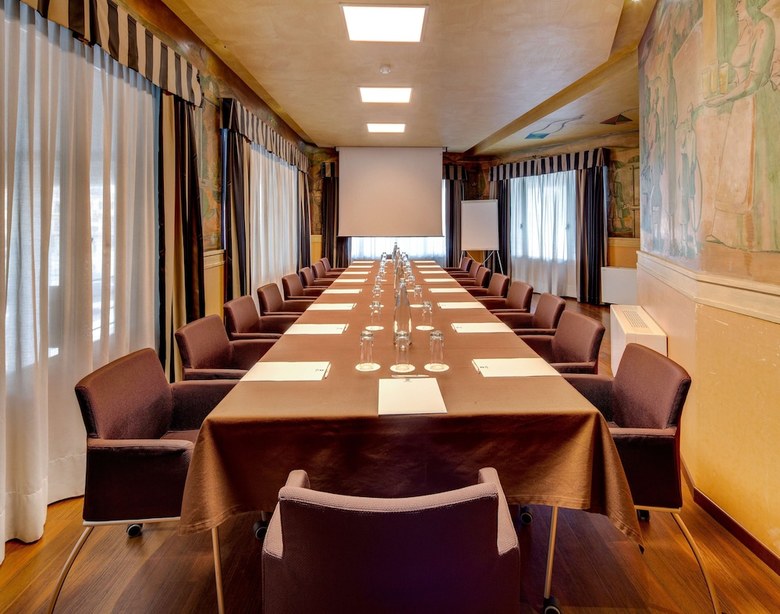 Hotel Biri