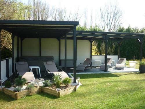 Hostal Residence Beausejour