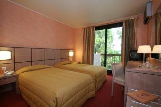 Hotel Super House International