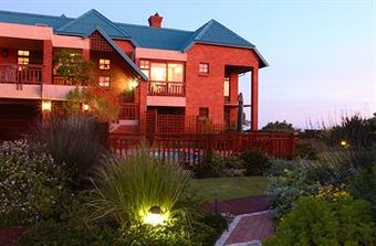 Hostal Dolphin Dunes Guest House