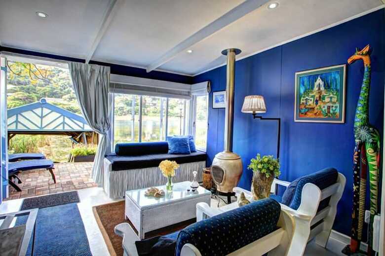 Hostal Moontide Guest Lodge